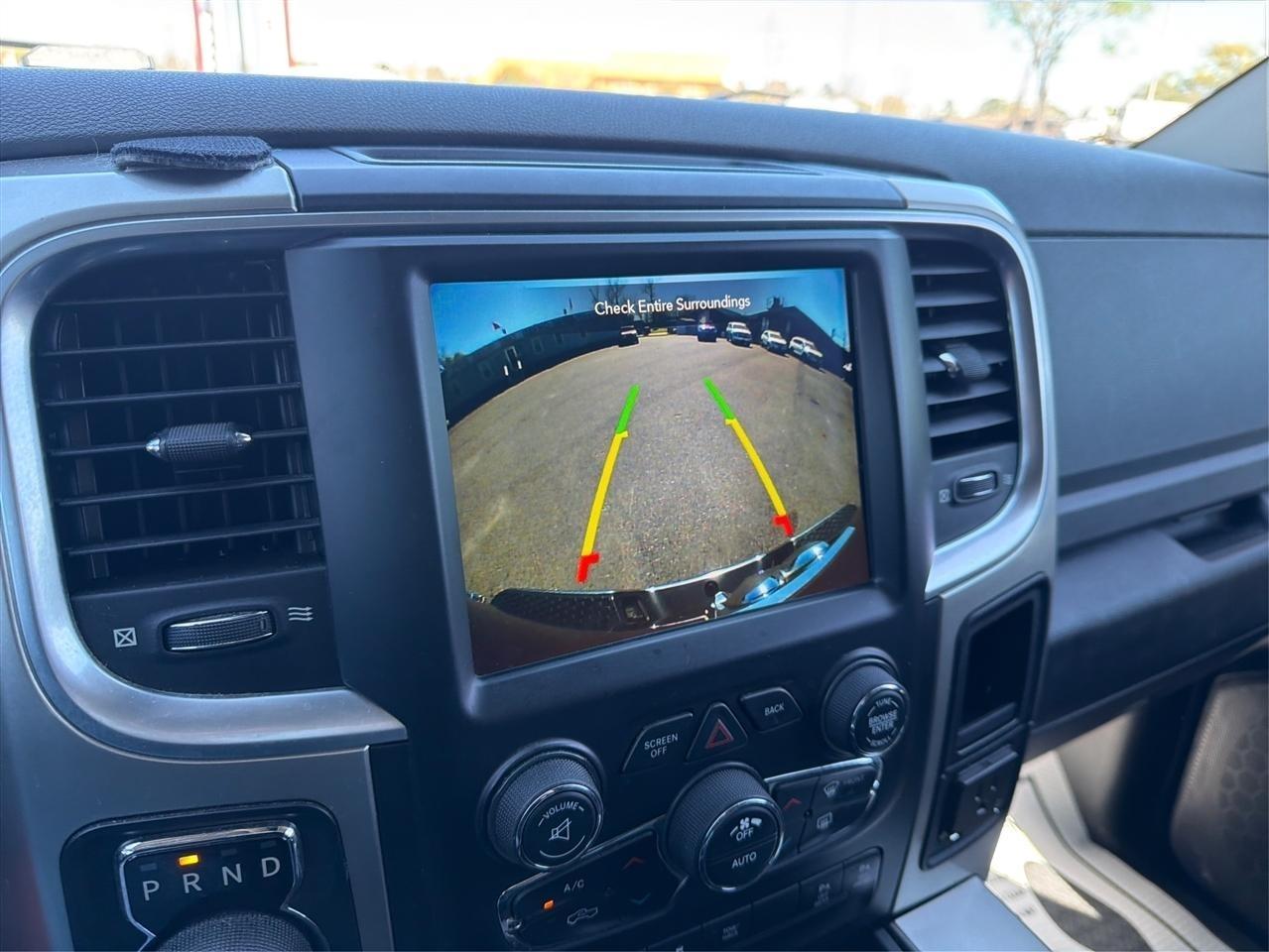 RAM 1500 SLT Crew Cab SWB 4WD 2018