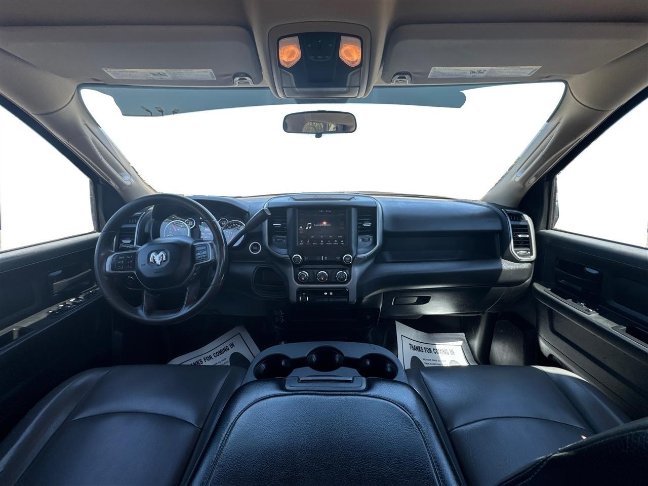 RAM 3500 Tradesman Crew Cab 4WD DRW 2020