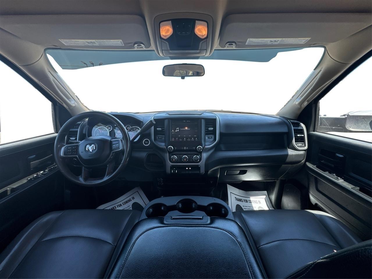 RAM 3500 Tradesman Crew Cab 4WD DRW 2020