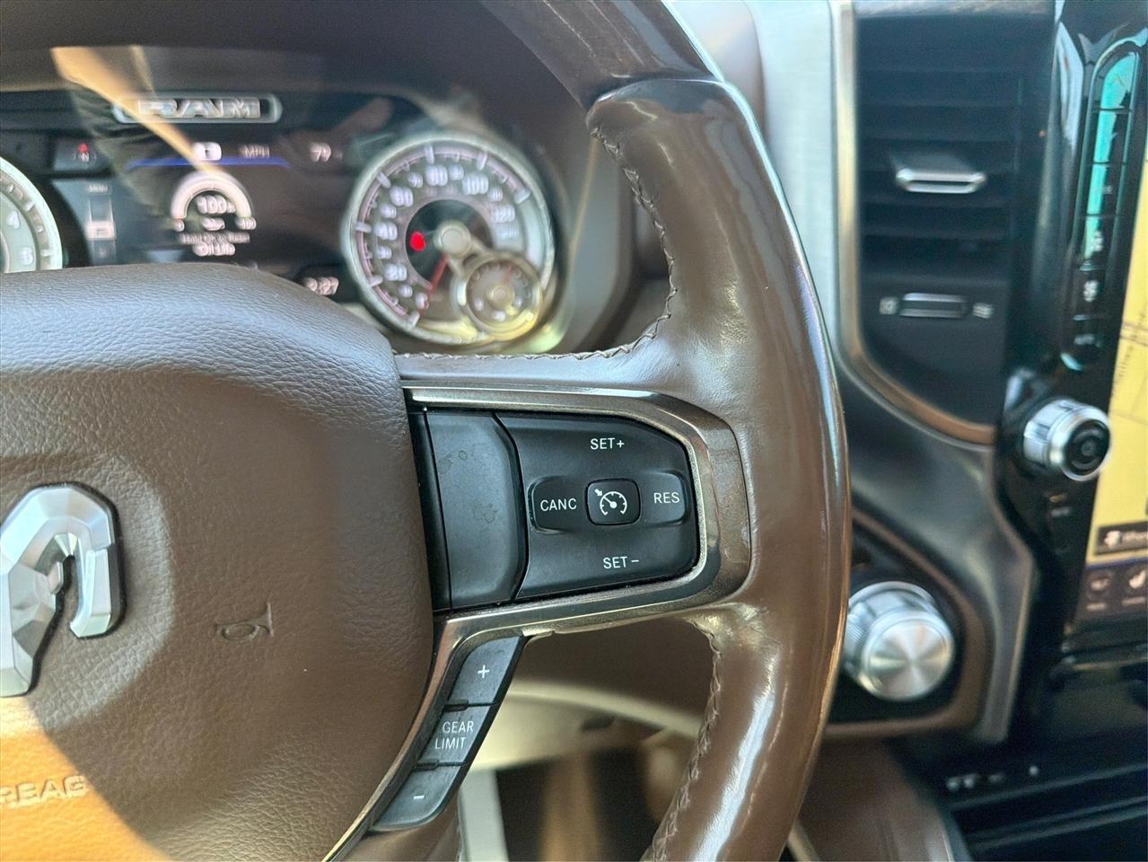 RAM 1500 Longhorn Crew Cab SWB 4WD 2019