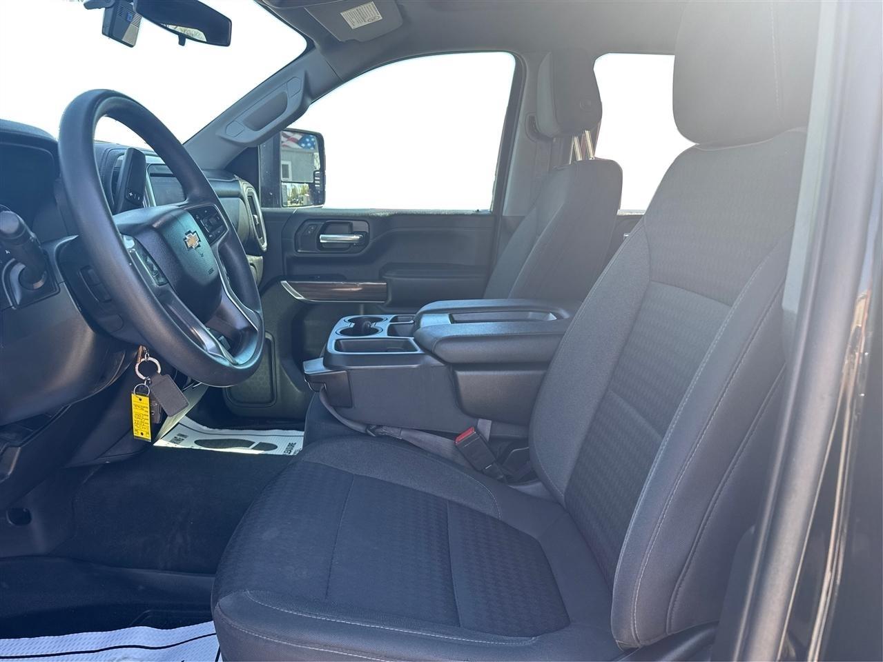 Chevrolet Silverado 2500HD LT Crew Cab Long Box 2WD 2022