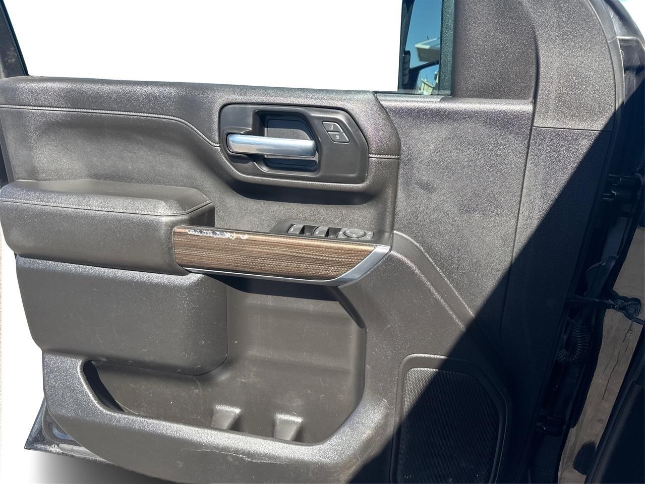 Chevrolet Silverado 2500HD LT Crew Cab Long Box 2WD 2022