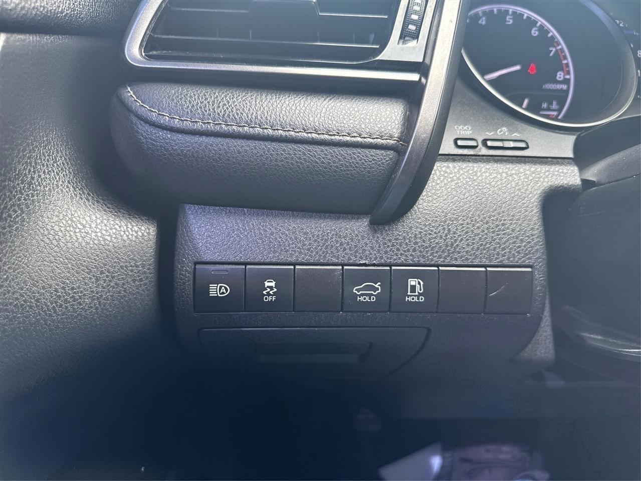 Toyota Camry SE 2021