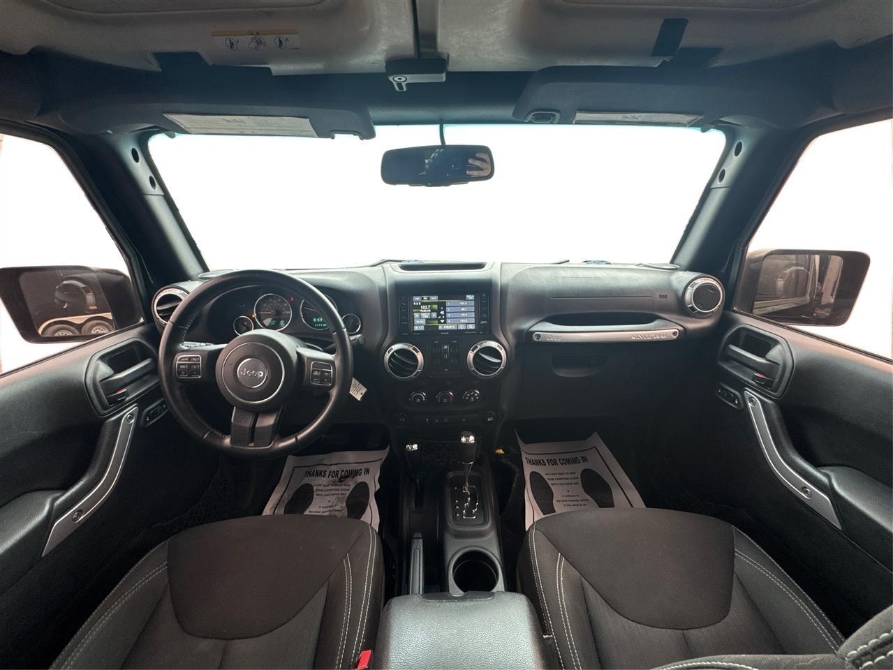 Jeep Wrangler Unlimited Sahara 4WD 2015