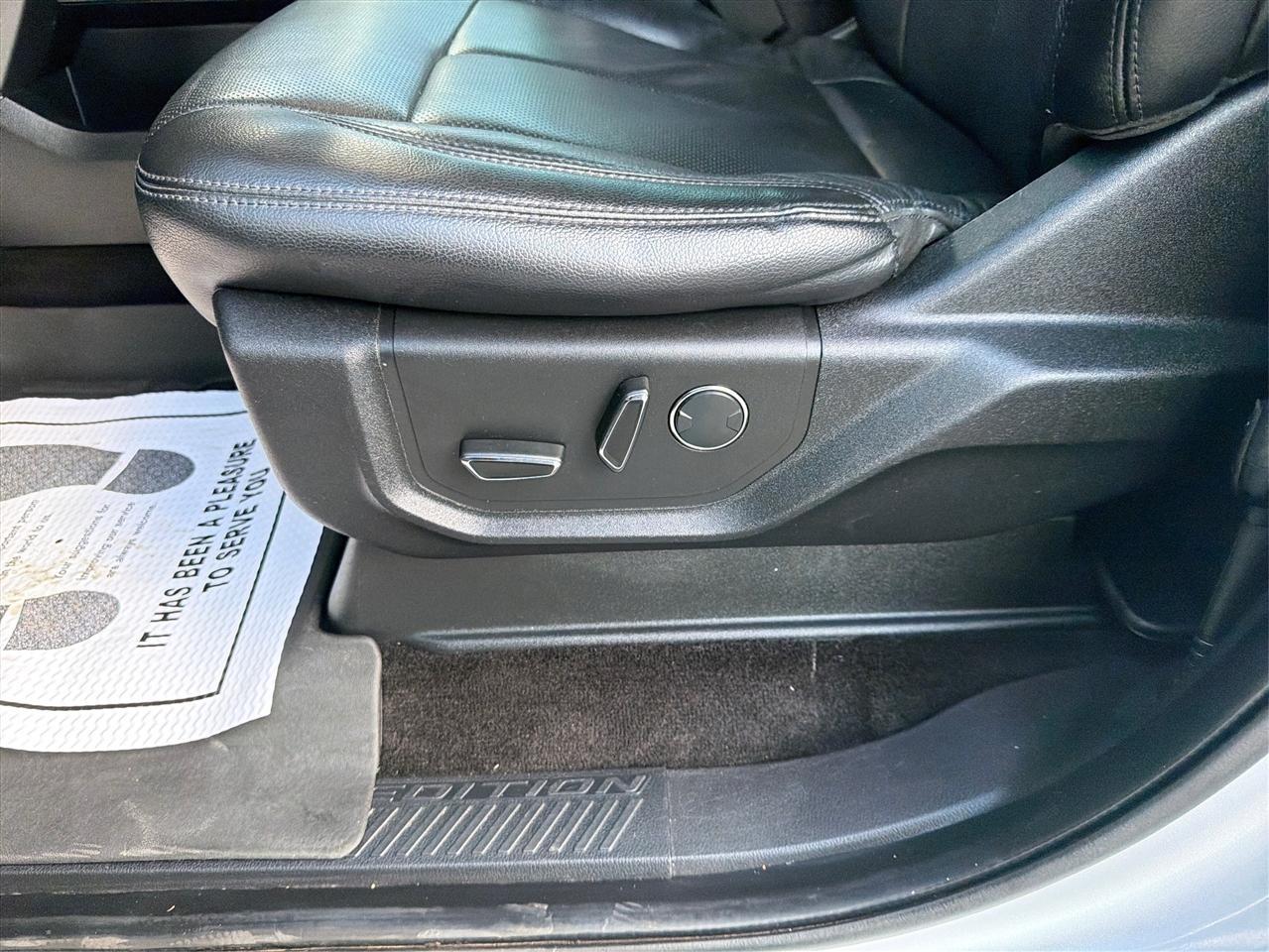 Ford Expedition XLT 2WD 2018