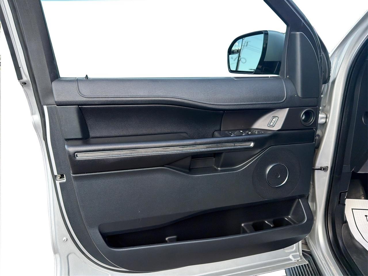 Ford Expedition XLT 2WD 2018