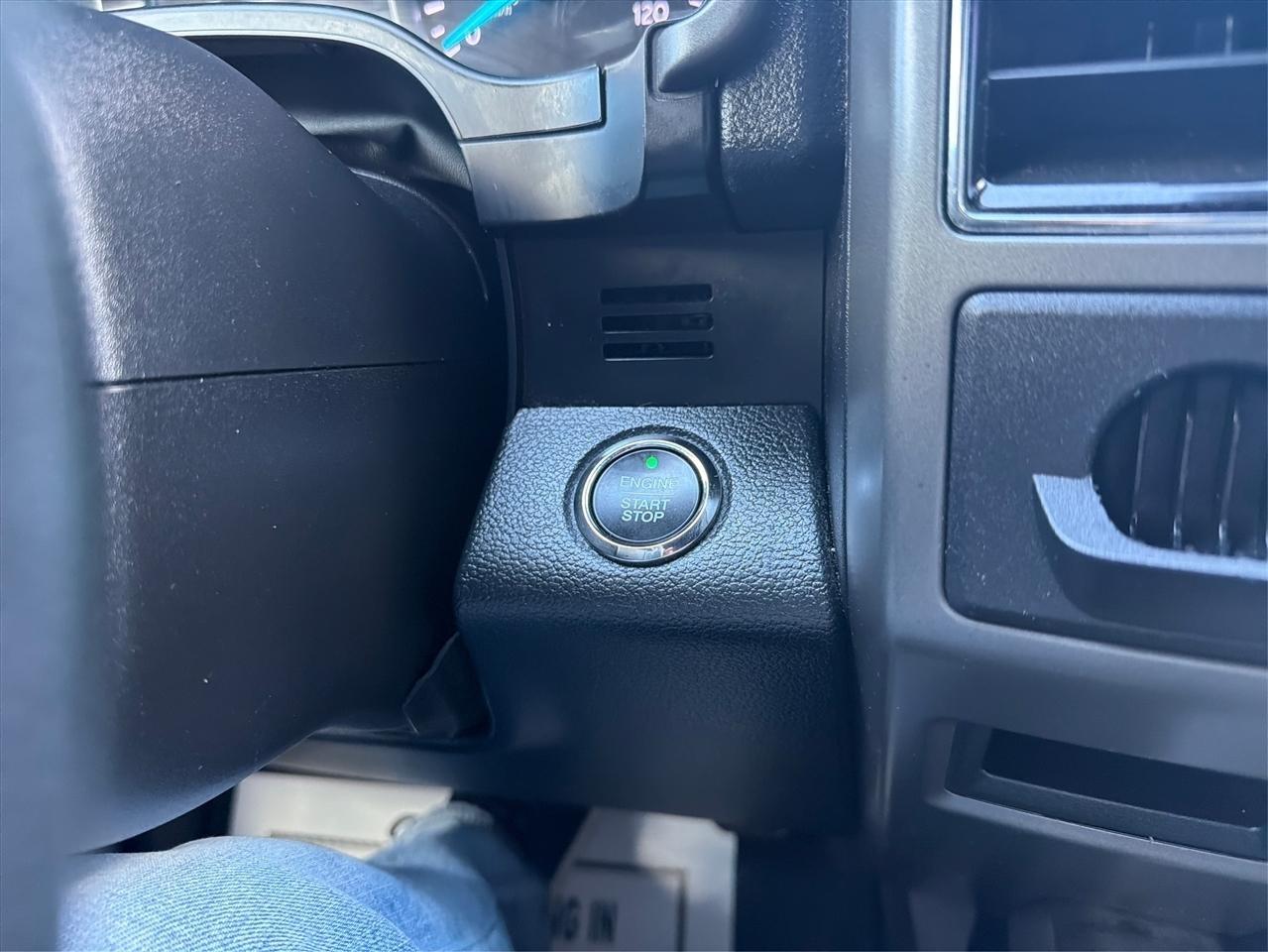 Ford Expedition XLT 2WD 2018