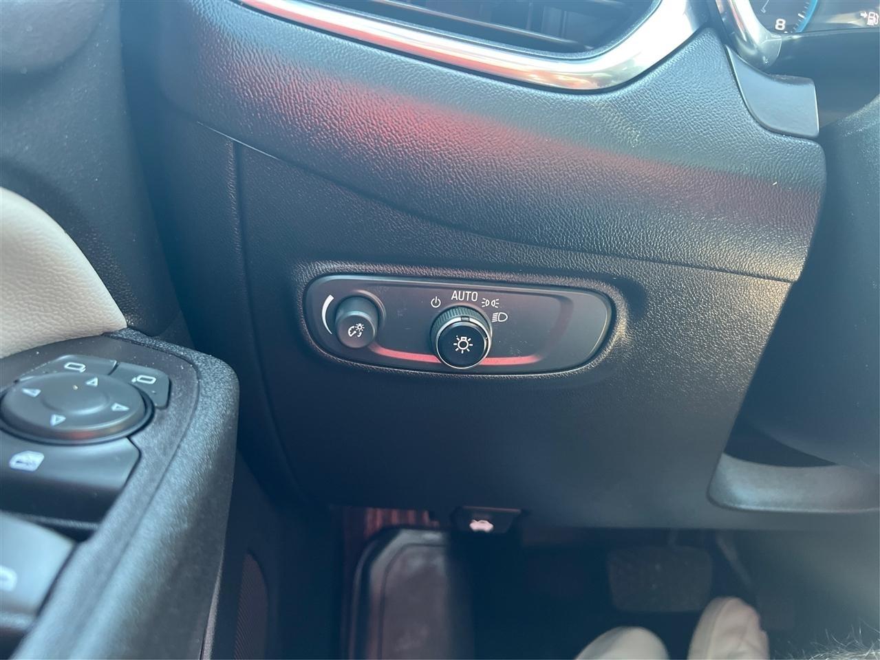 Chevrolet Equinox LS 2WD 2021