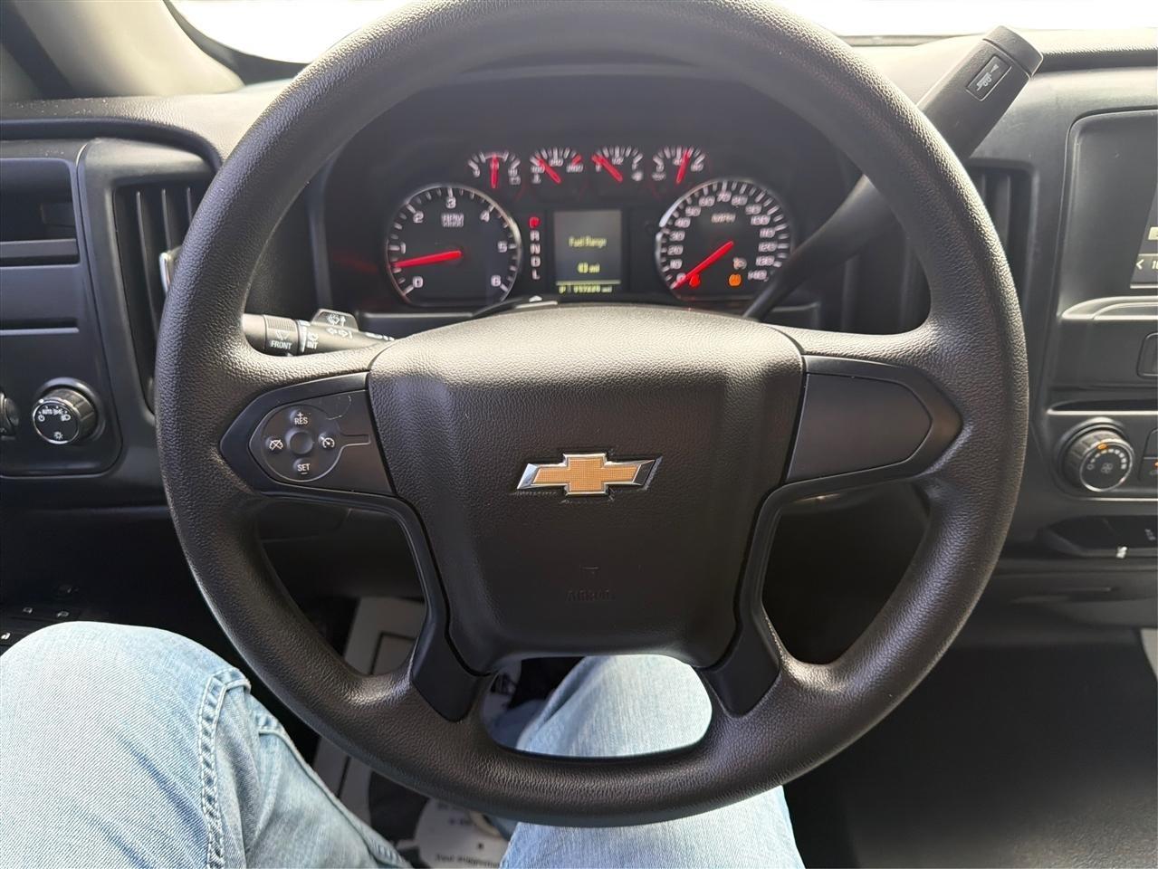 Chevrolet Silverado 1500 Custom Crew Cab 2WD 2018