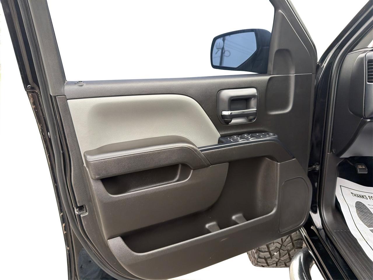 Chevrolet Silverado 1500 Custom Crew Cab 2WD 2018