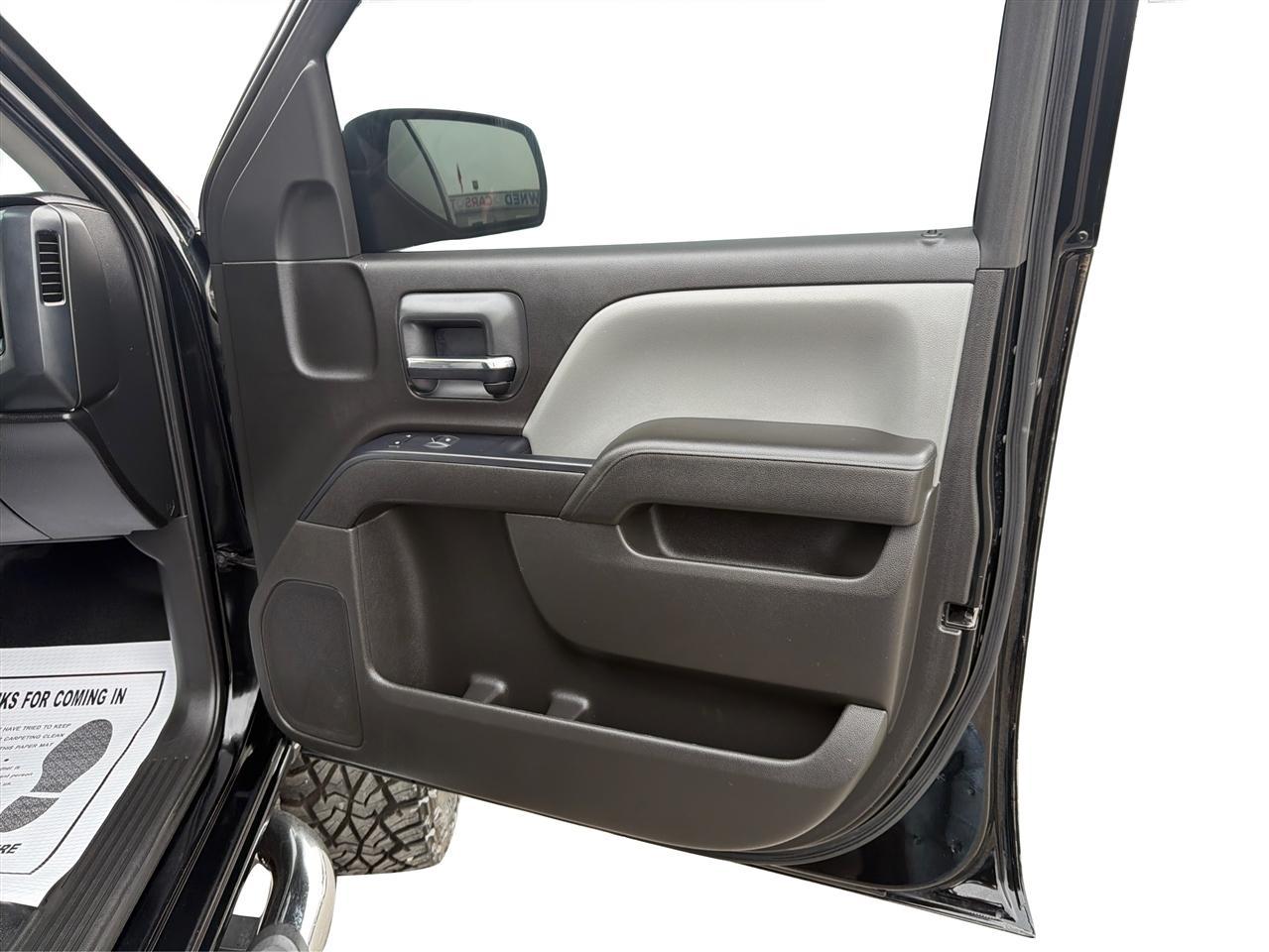 Chevrolet Silverado 1500 Custom Crew Cab 2WD 2018