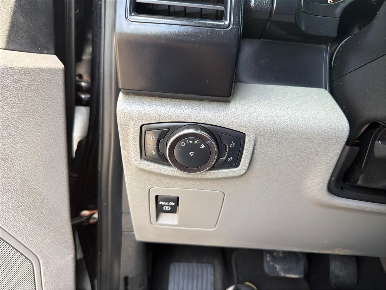 Ford F-150 XL SuperCrew 5.5-ft. Bed 2WD 2019