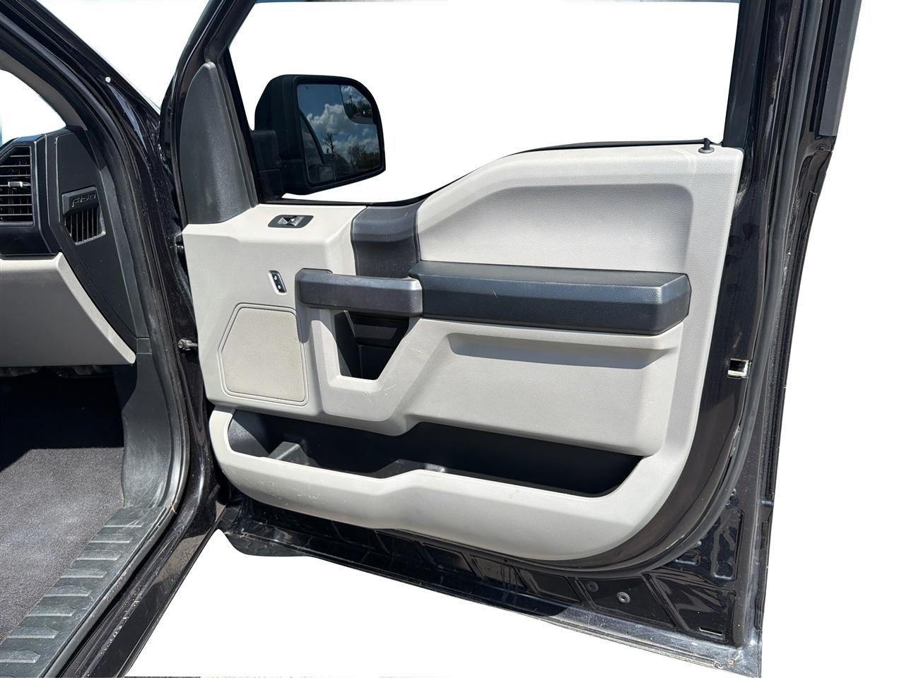 Ford F-150 XL SuperCrew 5.5-ft. Bed 2WD 2019