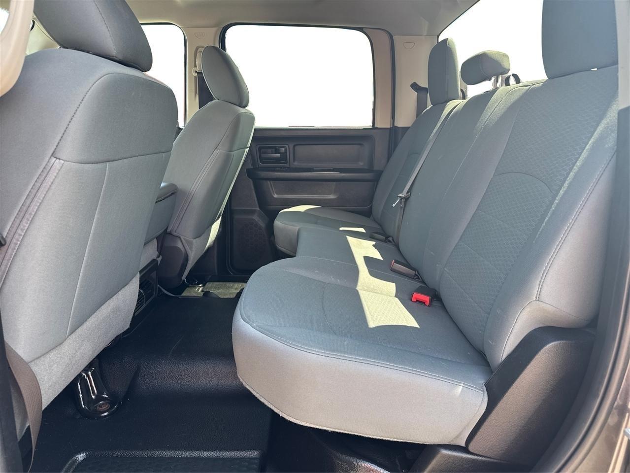 RAM 2500 Tradesman Crew Cab SWB 4WD 2017