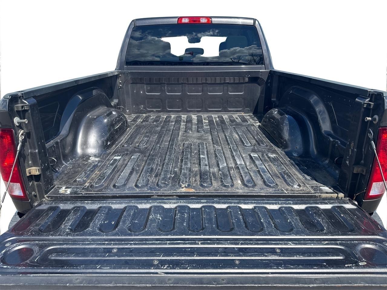 RAM 2500 Tradesman Crew Cab SWB 4WD 2017