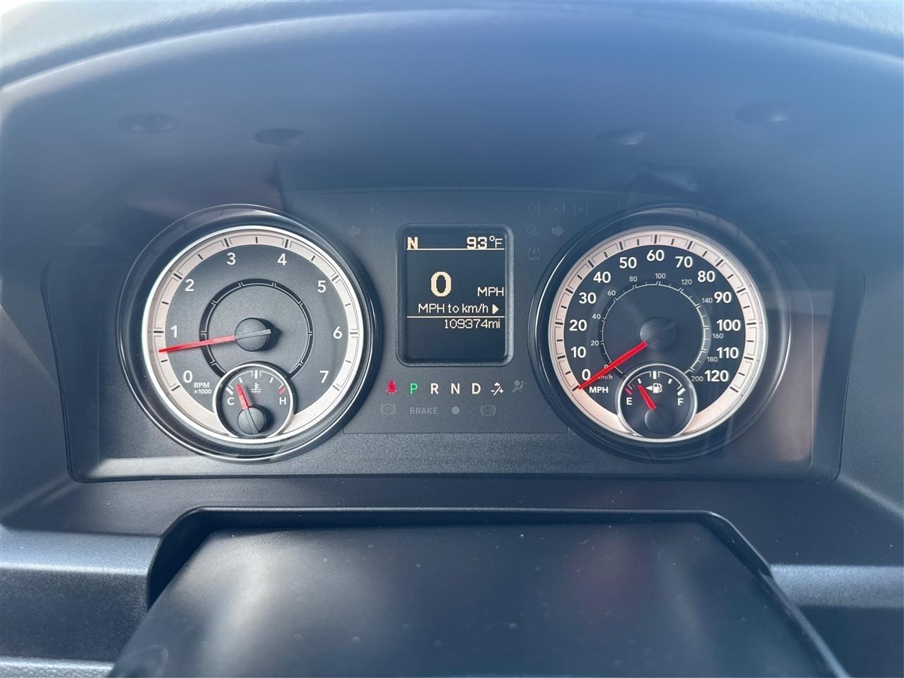 RAM 2500 Tradesman Crew Cab SWB 4WD 2017