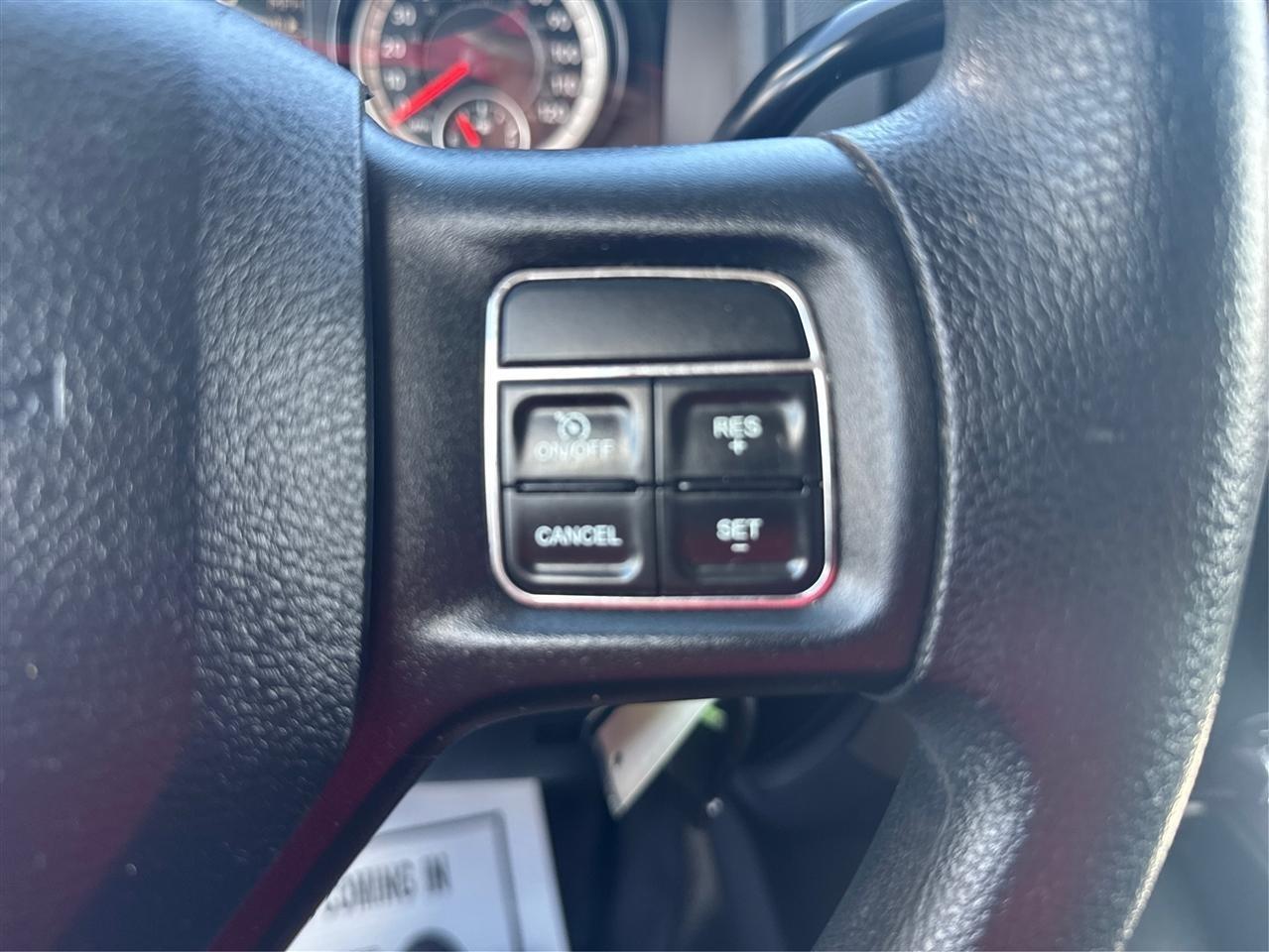 RAM 2500 Tradesman Crew Cab SWB 4WD 2017