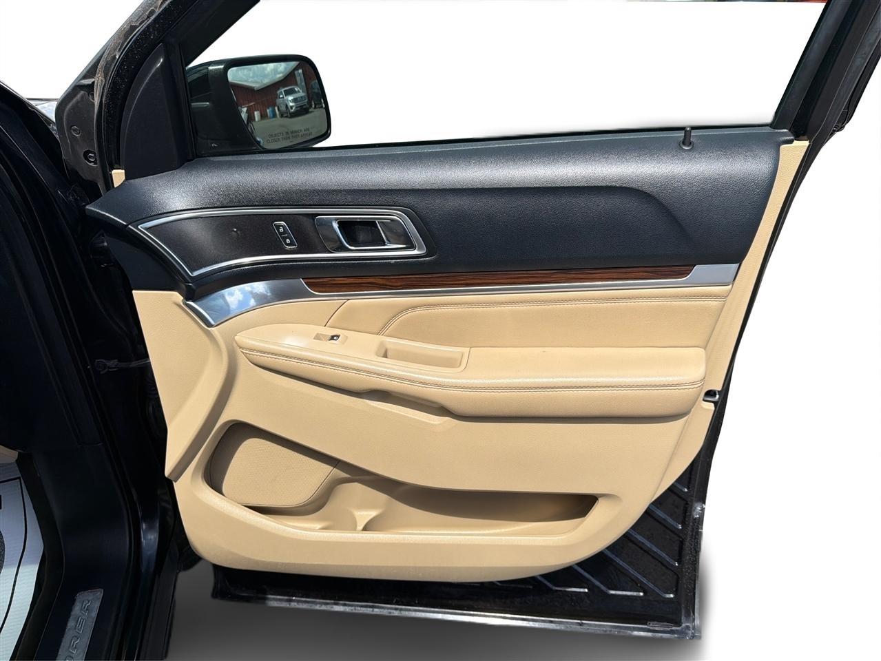 Ford Explorer Limited FWD 2016