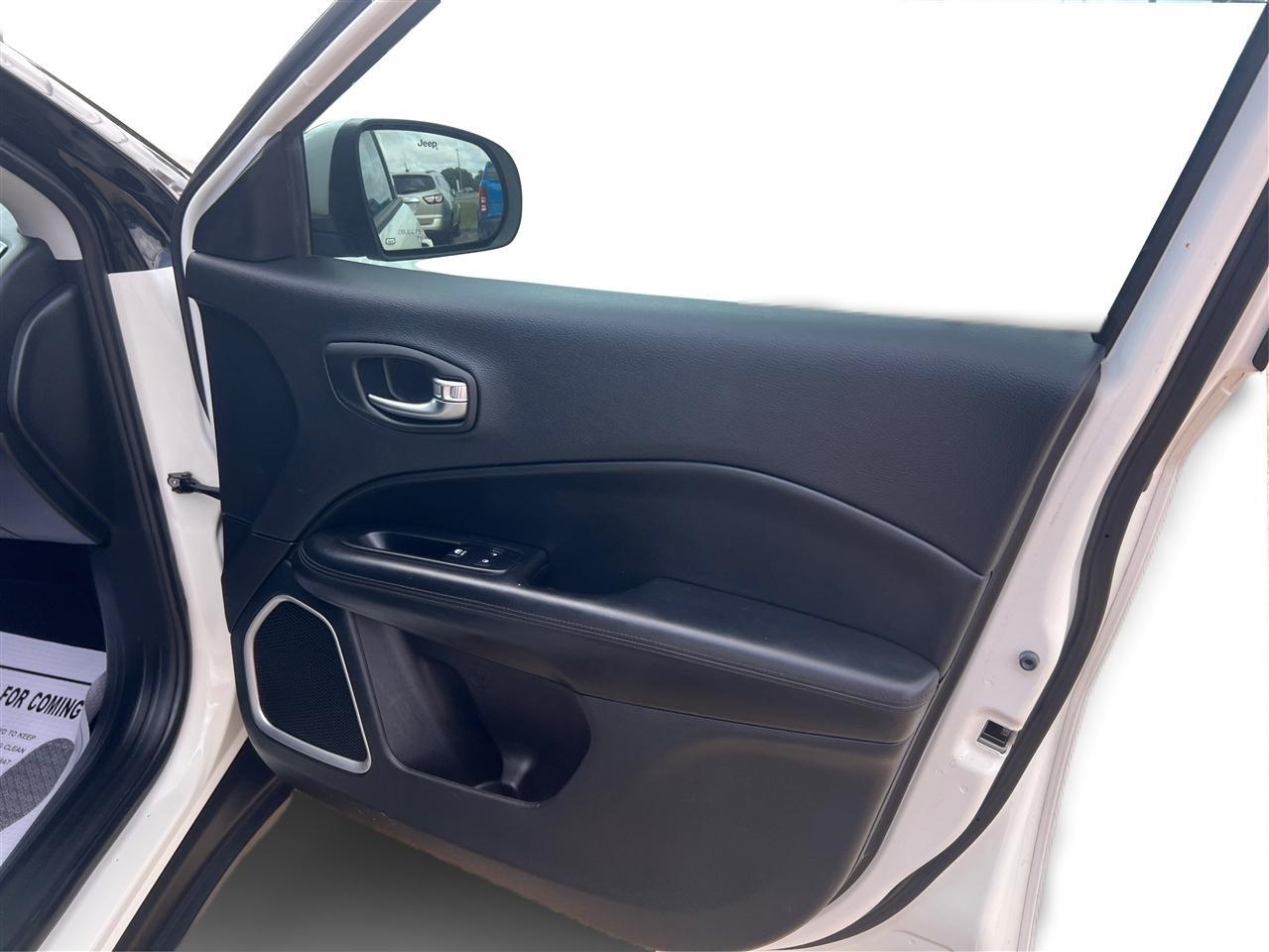 Jeep Compass Latitude FWD 2018