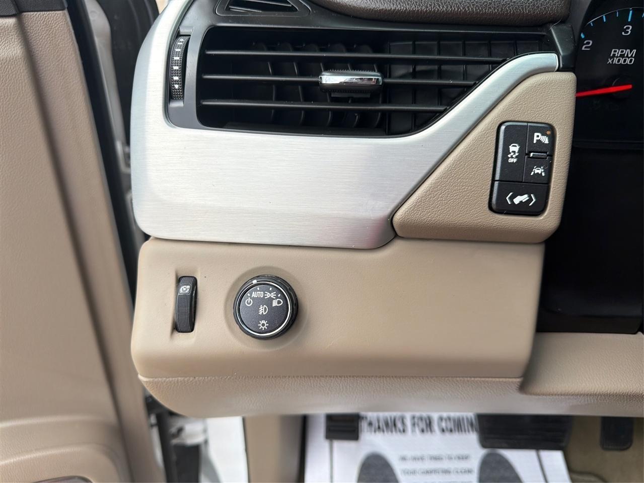 GMC Yukon SLT 2WD 2017