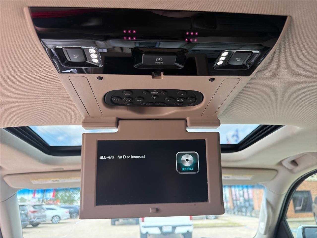 GMC Yukon SLT 2WD 2017