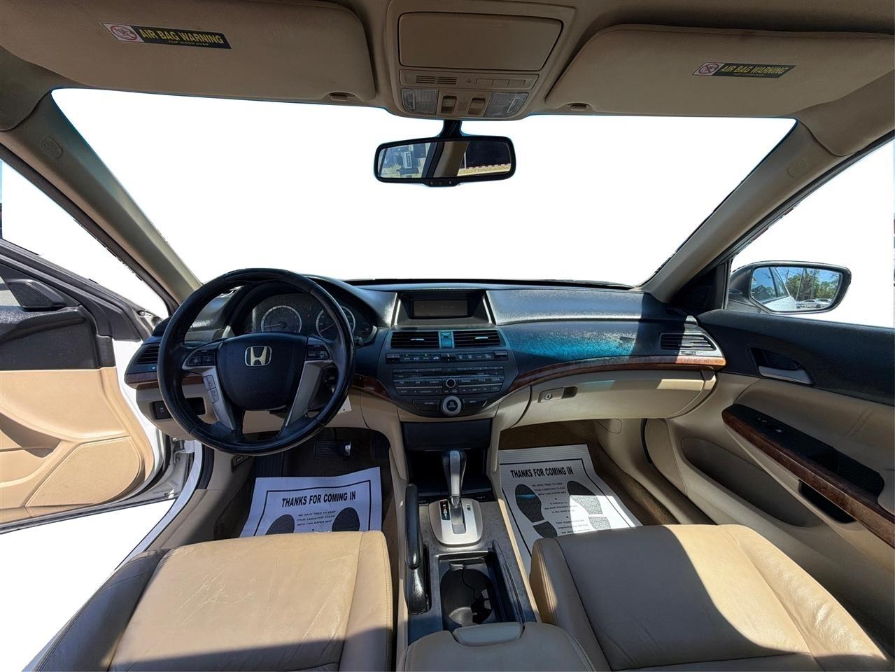 Honda Accord EX-L V-6 Sedan AT 2011