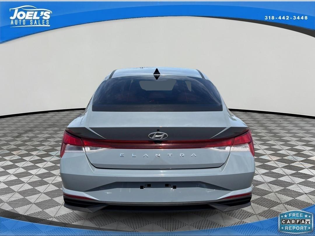 Hyundai Elantra SEL 2022
