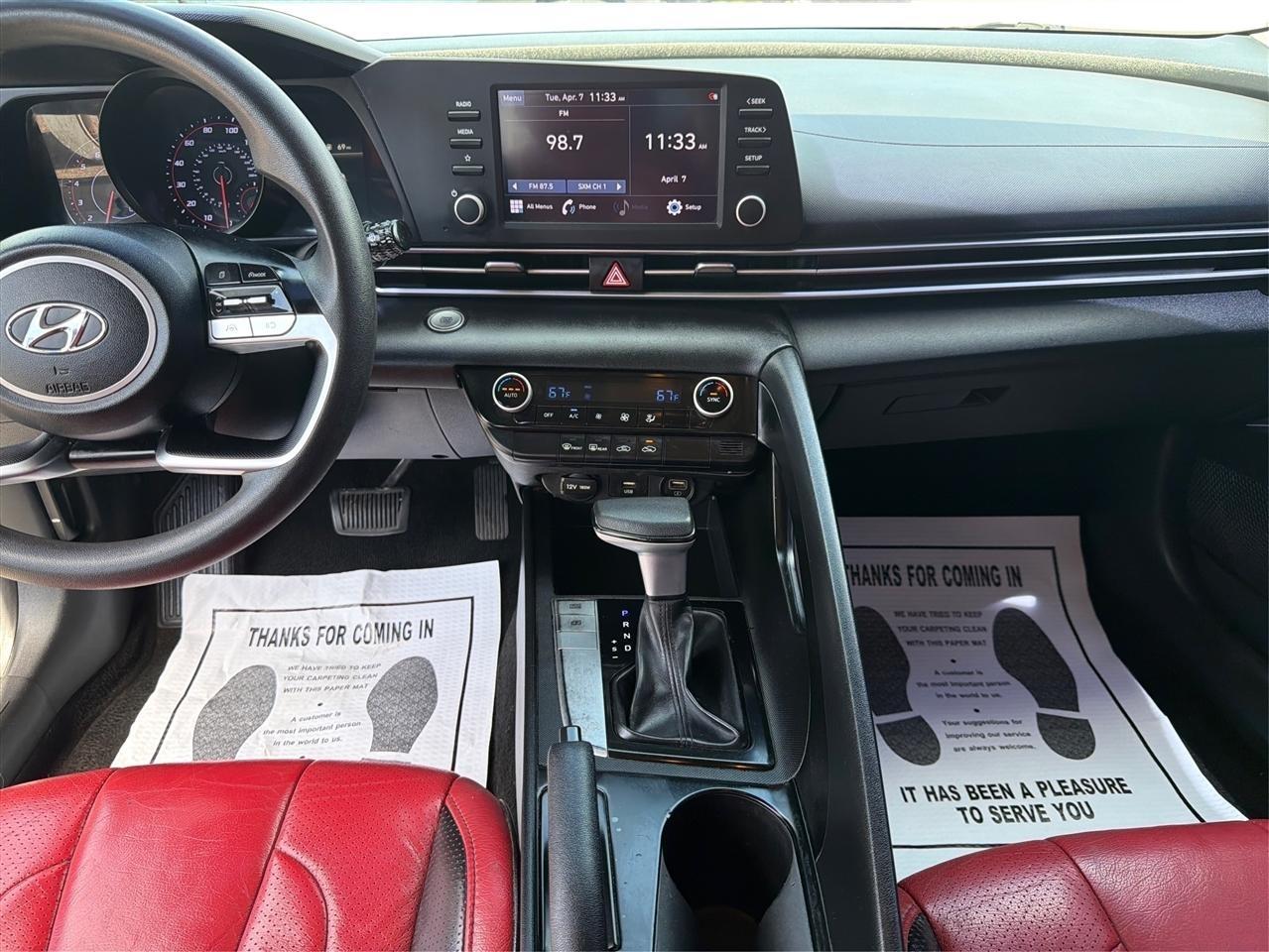 Hyundai Elantra SEL 2022