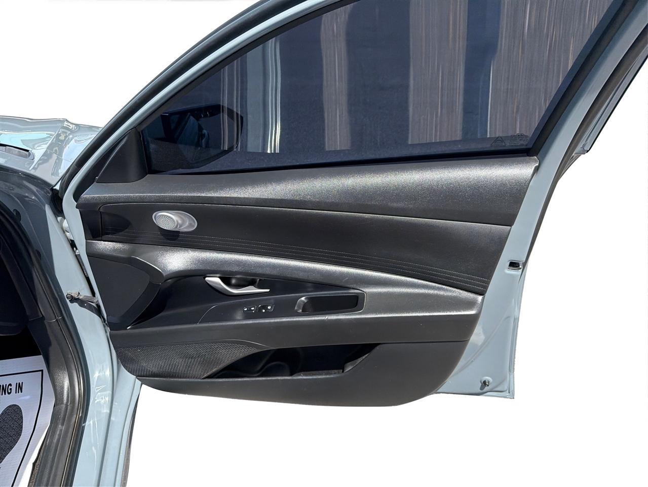 Hyundai Elantra SEL 2022