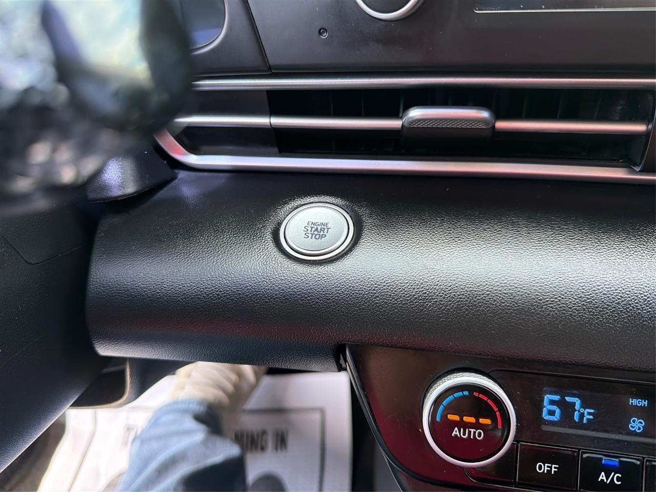 Hyundai Elantra SEL 2022