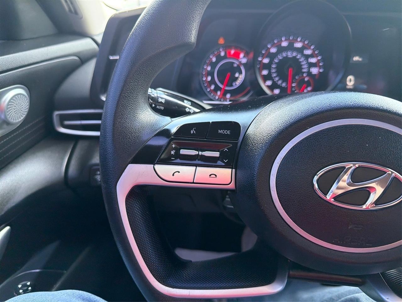 Hyundai Elantra SEL 2022