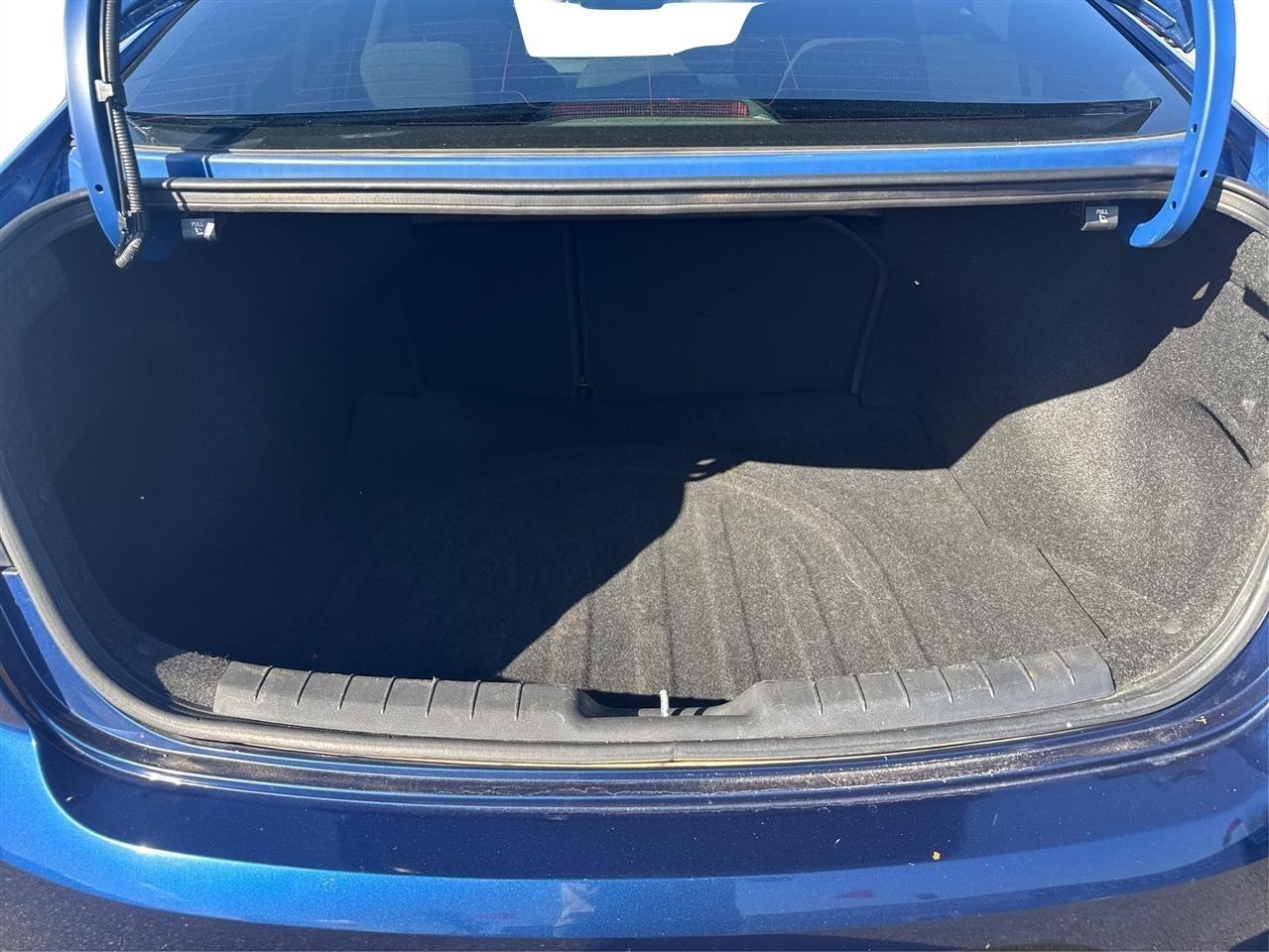 Hyundai Elantra Limited 2020