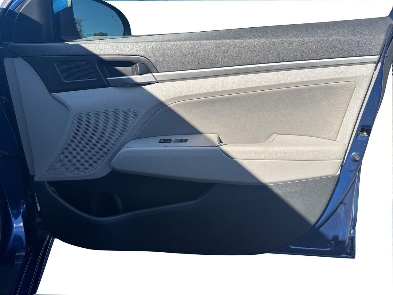 Hyundai Elantra Limited 2020