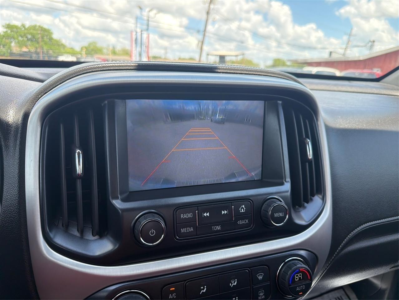 GMC Canyon SLT Crew Cab 4WD Long Box 2015