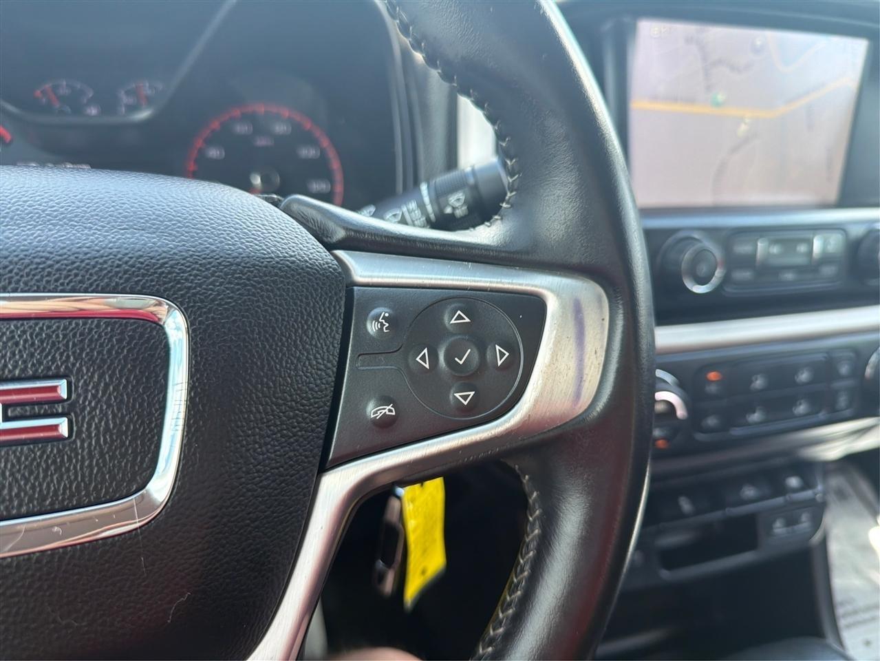 GMC Canyon SLT Crew Cab 4WD Long Box 2015