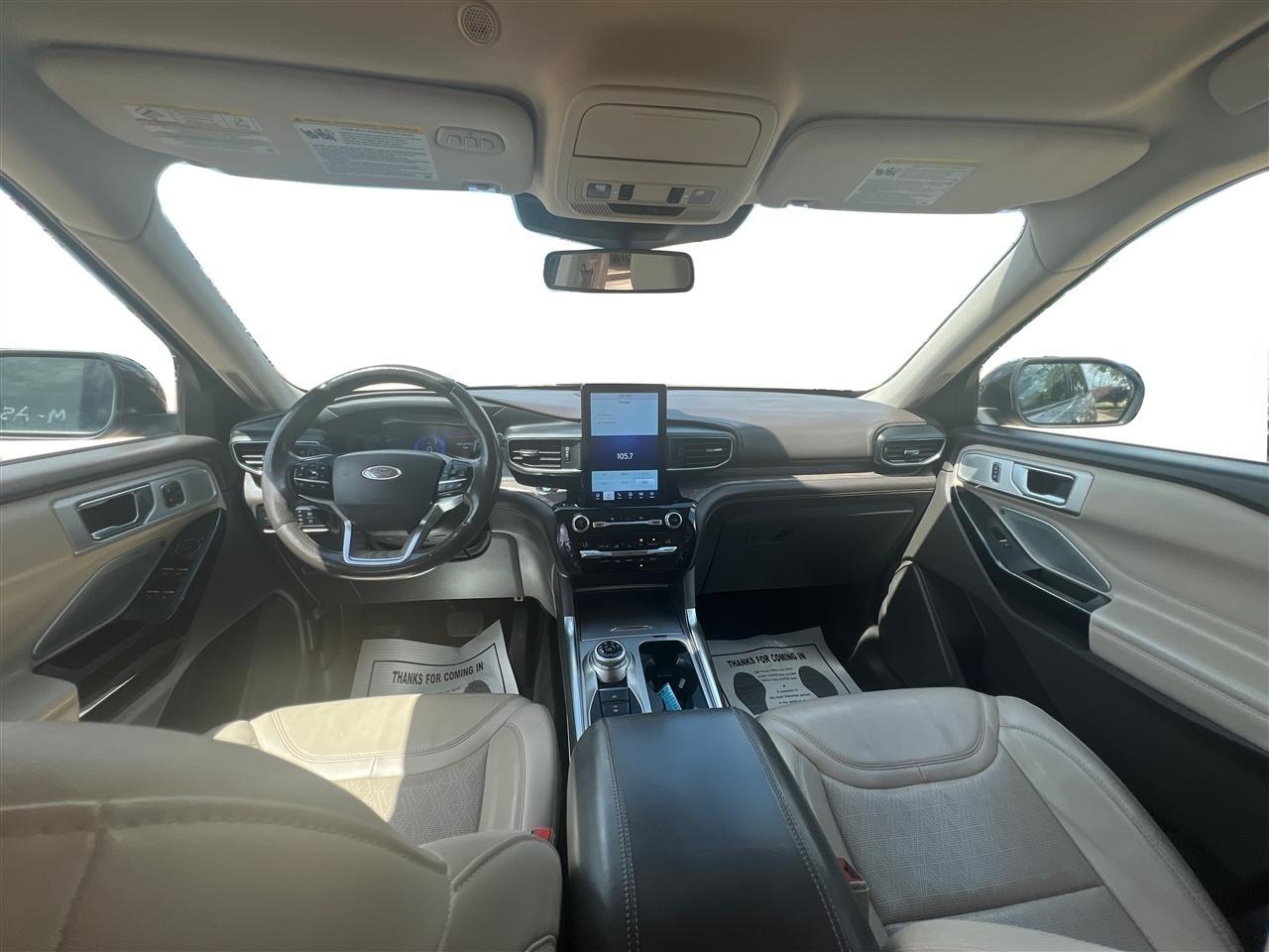 Ford Explorer Platinum AWD 2021