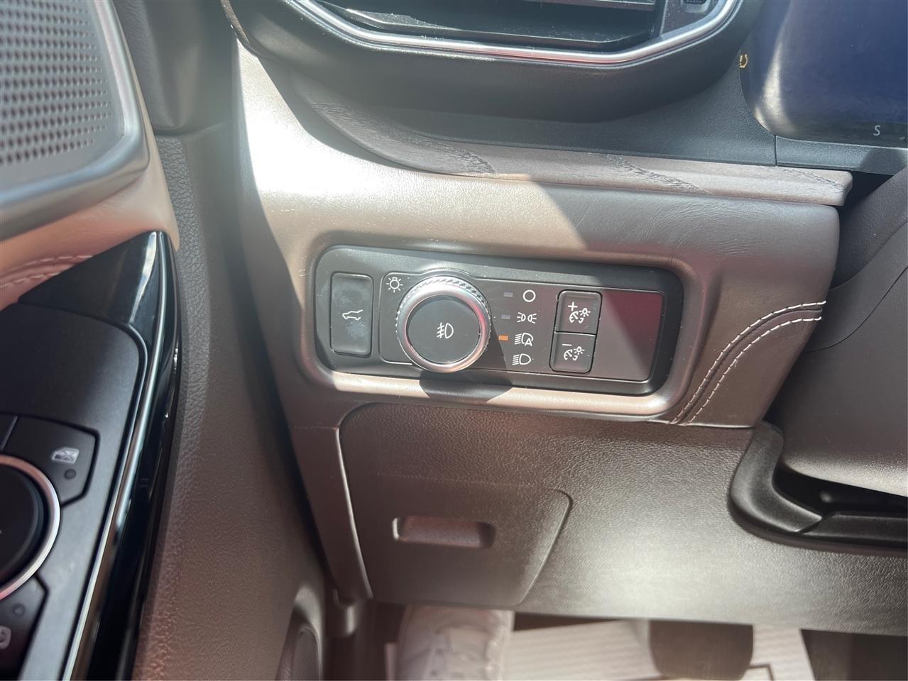 Ford Explorer Platinum AWD 2021