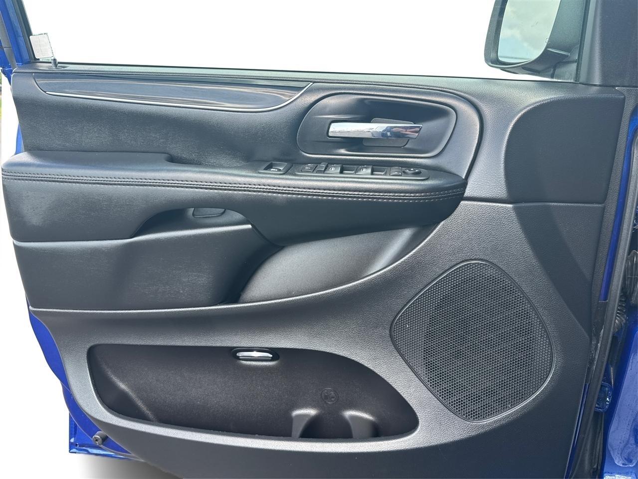 Dodge Grand Caravan SE 2019