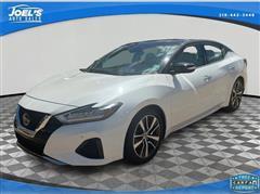 2020 Nissan Maxima 