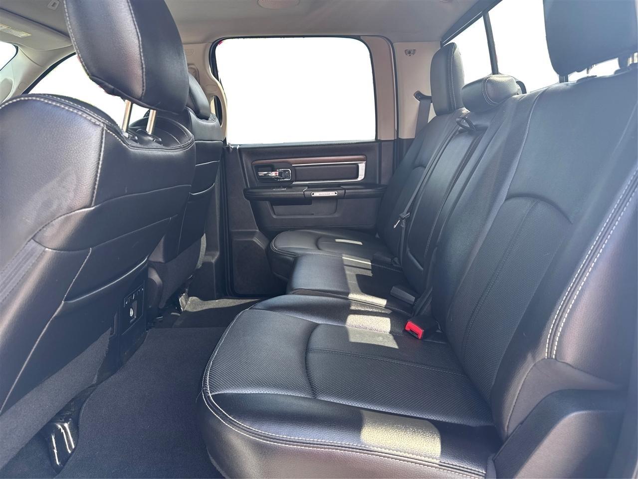 RAM 1500 Laramie Crew Cab SWB 4WD 2018