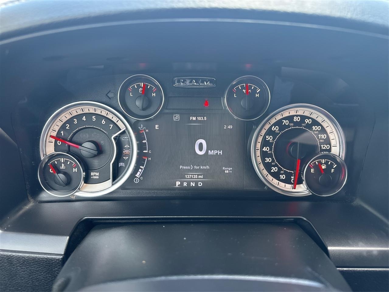 RAM 1500 Laramie Crew Cab SWB 4WD 2018