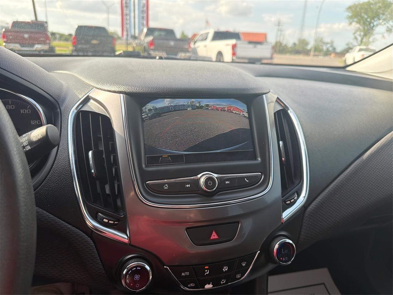 Chevrolet Cruze LT Hatchback 2019