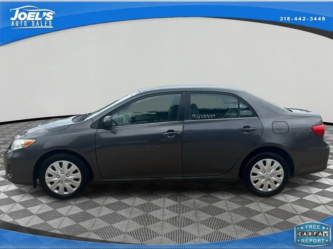Toyota Corolla LE 4-Speed AT 2013