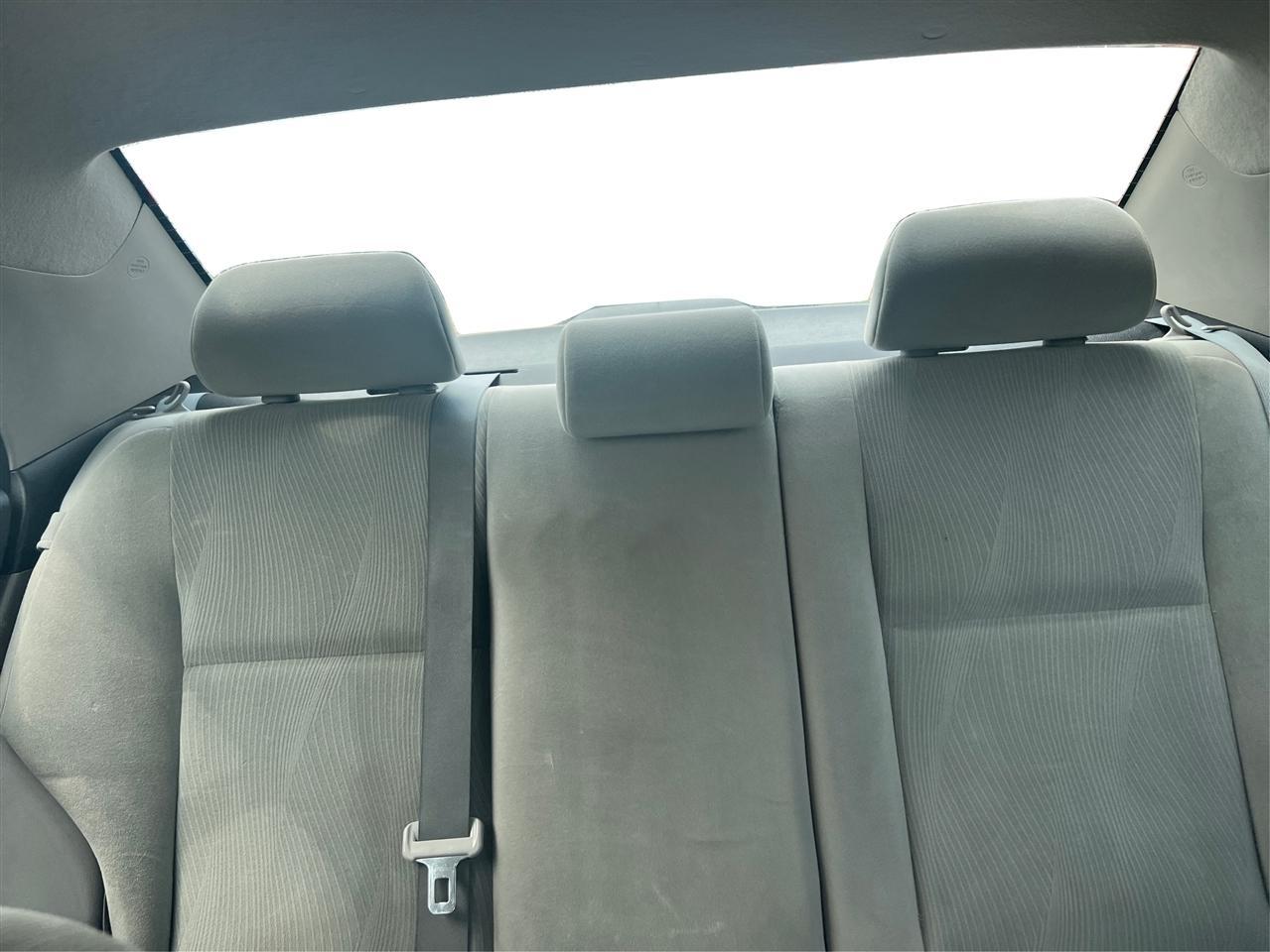 Toyota Corolla LE 4-Speed AT 2013