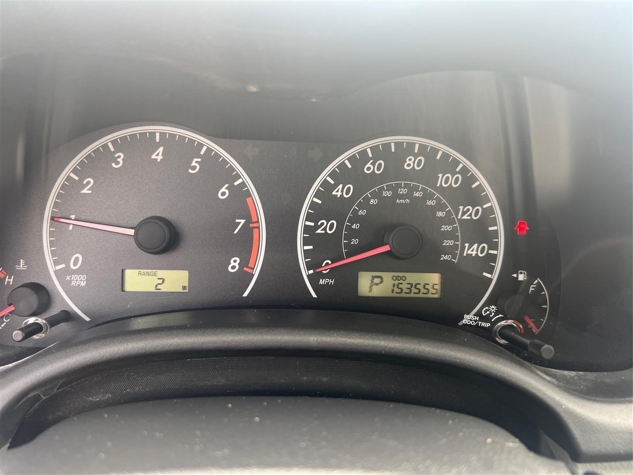 Toyota Corolla LE 4-Speed AT 2013