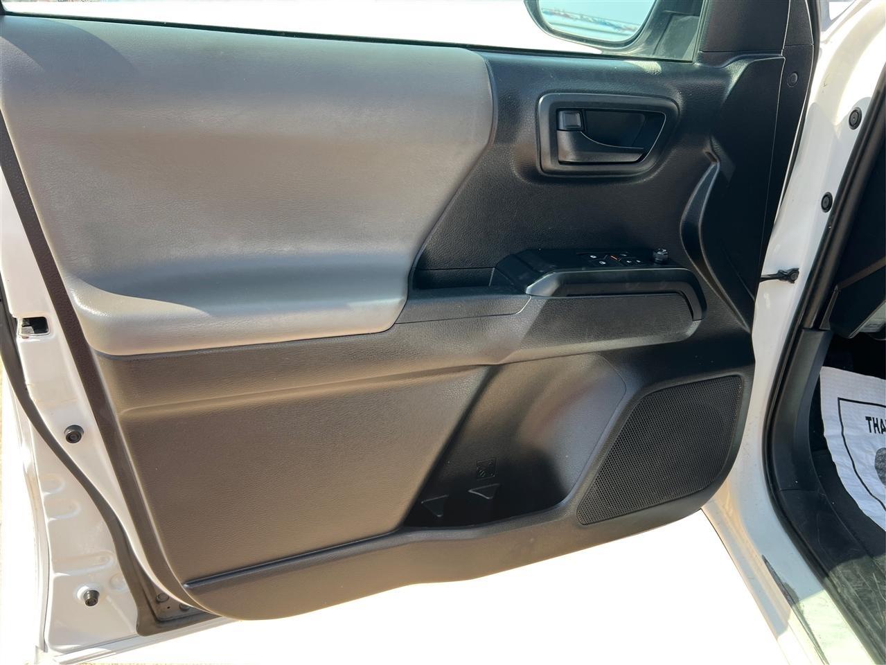 Toyota Tacoma SR5 Access Cab I4 6AT 2WD 2019