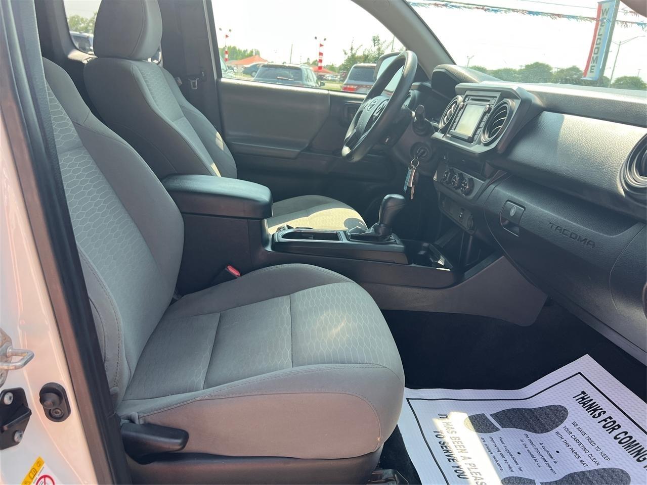 Toyota Tacoma SR5 Access Cab I4 6AT 2WD 2019