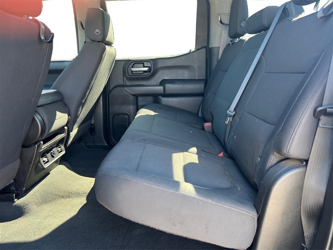 Chevrolet Silverado 1500 Custom Crew Cab Long Box 2WD 2020