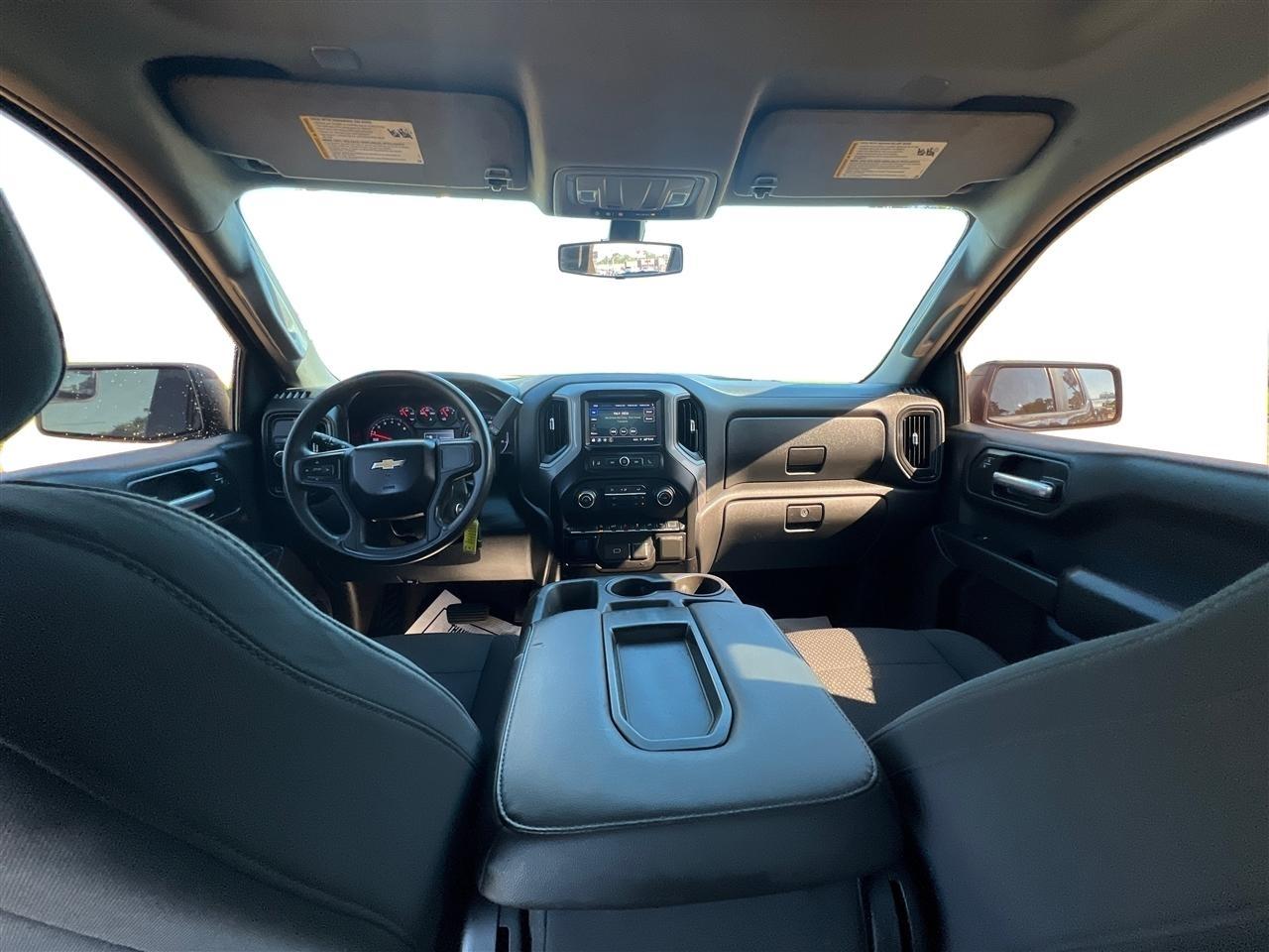 Chevrolet Silverado 1500 Custom Crew Cab Long Box 2WD 2020