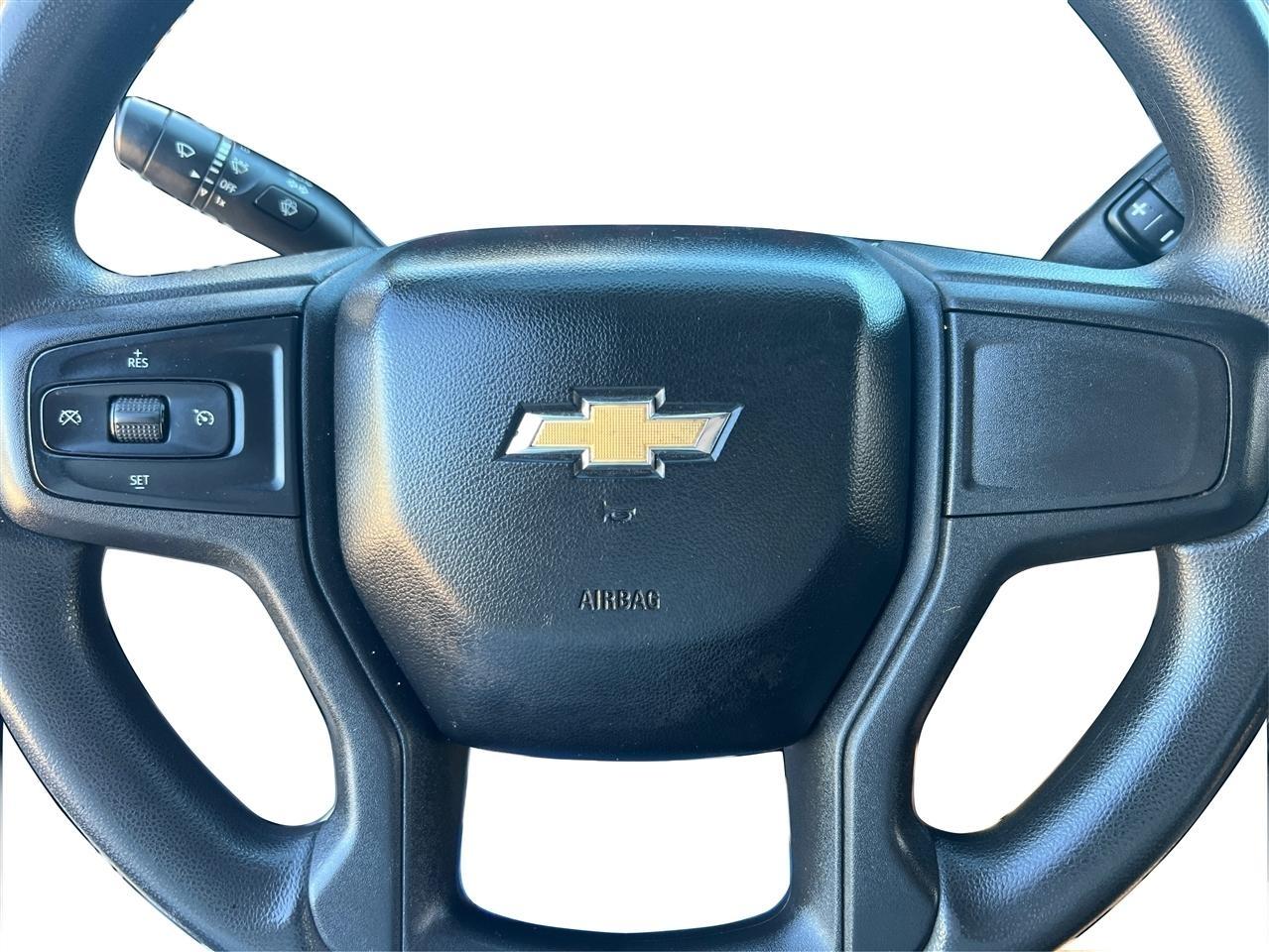 Chevrolet Silverado 1500 Custom Crew Cab Long Box 2WD 2020